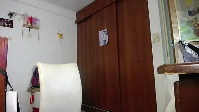 Moon_lunita Chat XXX live