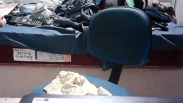 eduar570's Webcam Show