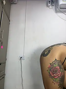 vennuss19 live XXX chat