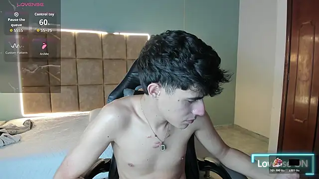 Онлайн чат XXX Dyla_n18