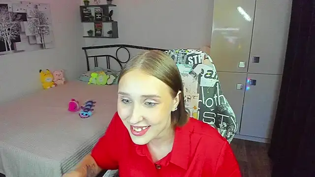 Chatroom XXX en direct de CrazyBitchInLace