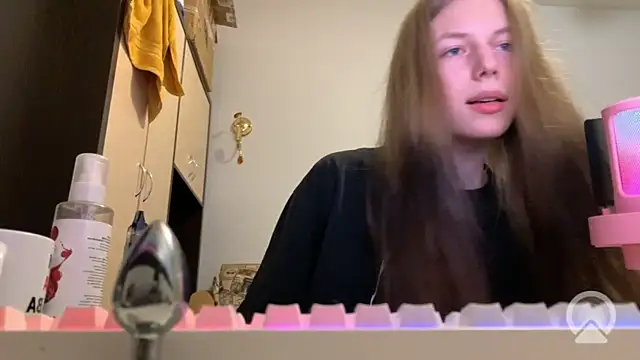 britneylovely: вебкам-шоу