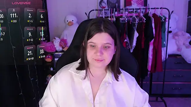 AmyVibess Chat XXX in diretta