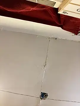 whitechocolatecandy1's Webcam Show