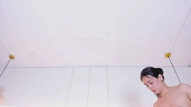 NahimiThompson 即時 XXX 聊天
