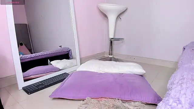 KIMAPRILのライブXXXチャット