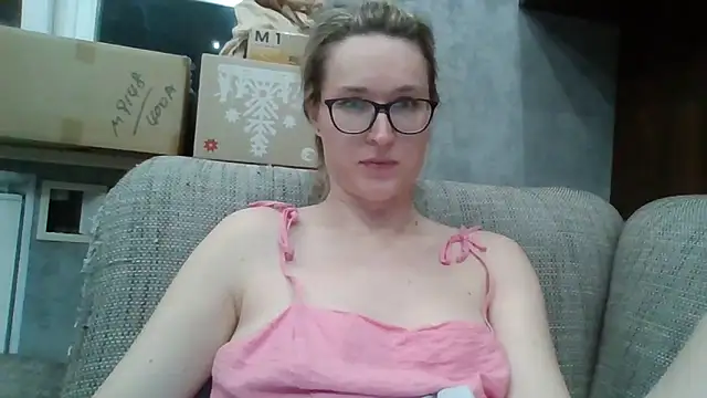 Jugira Chat XXX in diretta
