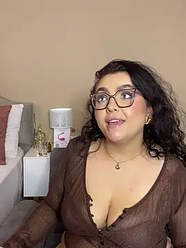 AlmaraRouge Chat XXX live