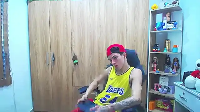 Pride_couple's Webcam Show