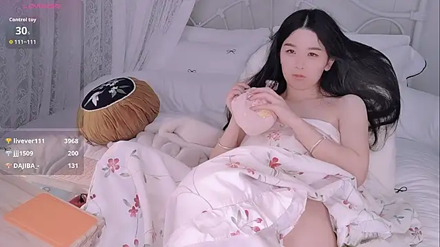 BingLin- Live XXX Chat