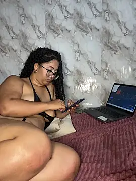 Jessyivonne élő XXX-chatje