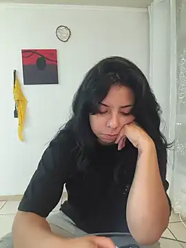 Diosagata élő XXX-chatje