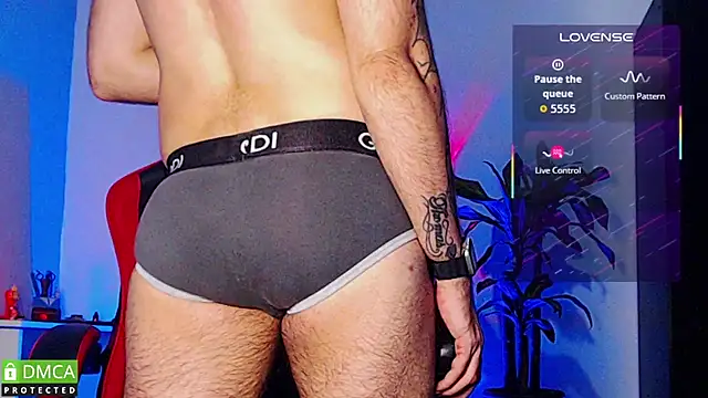 Diilanhott's Webcam Show