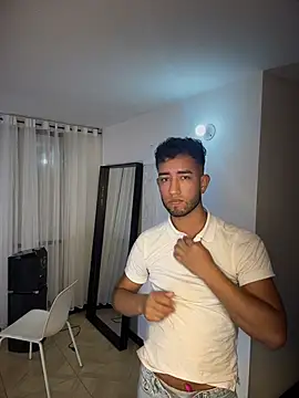 liam_bronw Show Webcam