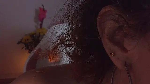 bri_von_dhara__ 웹캠 쇼