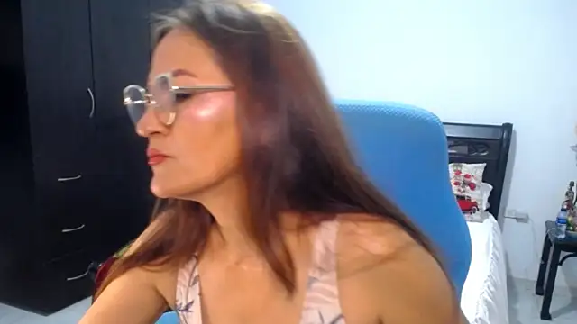 Xiimen's Live XXX Chat