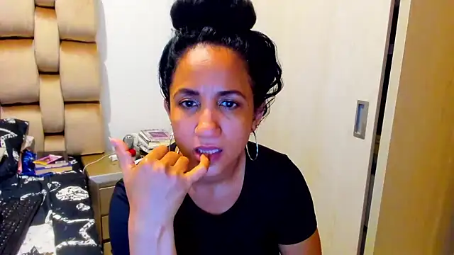 Chat +18 de alaskmiller1 ao vivo