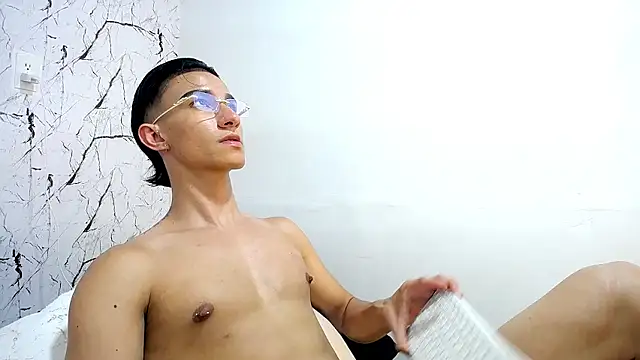 BabyAndy_ 即時 XXX 聊天