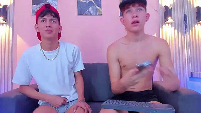دردشة Marcus_and_Tony الجنسية المباشرة