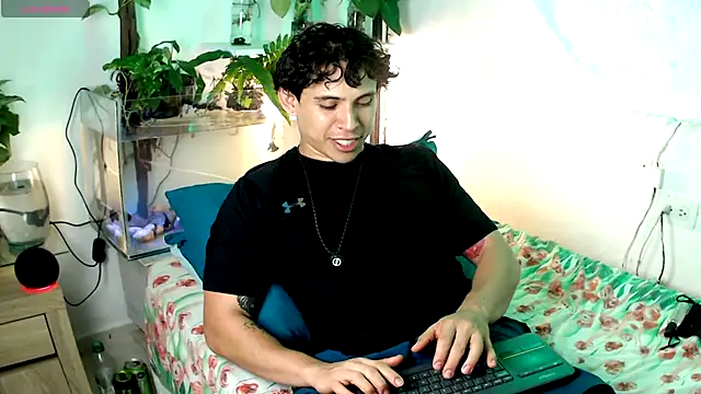 Magnuz_Col Webcamshow