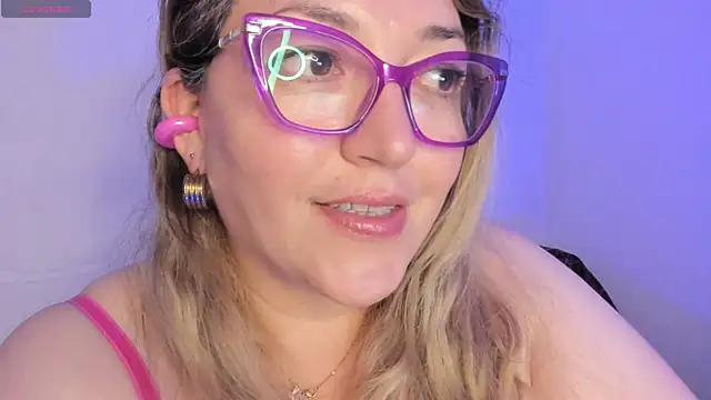 הופעת וובקאם של Naty_Mature_