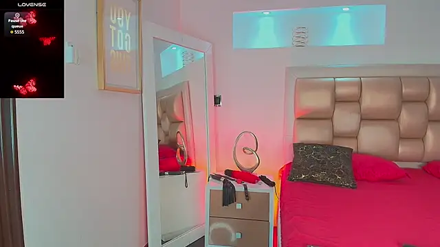 Chatroom XXX en direct de Valery_Diamond