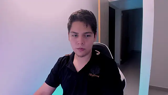 Asta_YunoXXX Adlı Modelin Canlı XXX Sohbeti