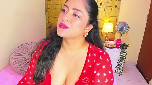Julia_Haye Live XXX-Chat