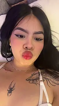 Jay_wlls élő XXX-chatje
