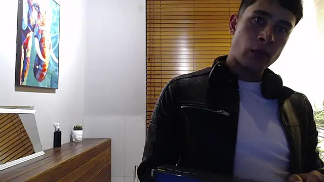 XXX chat uživo modela AustinJones_