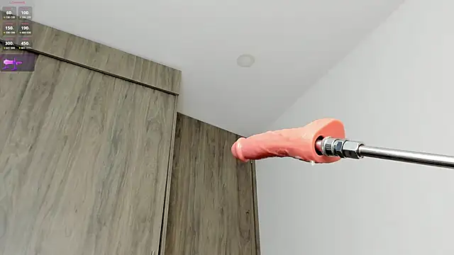idkusethis Adlı Modelin Canlı XXX Sohbeti
