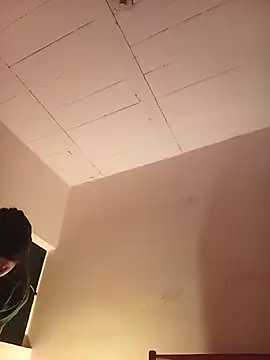MoonLipsON-'s Live XXX Chat