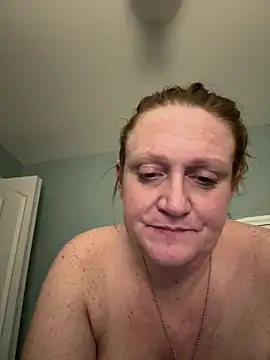 Kellilyn10's Live XXX Chat