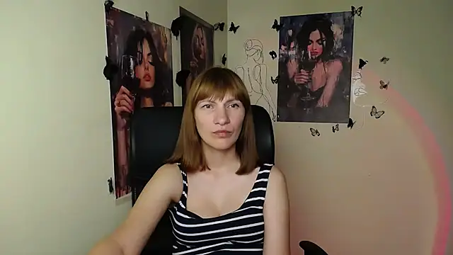 Rosalinda_ro's Live XXX Chat