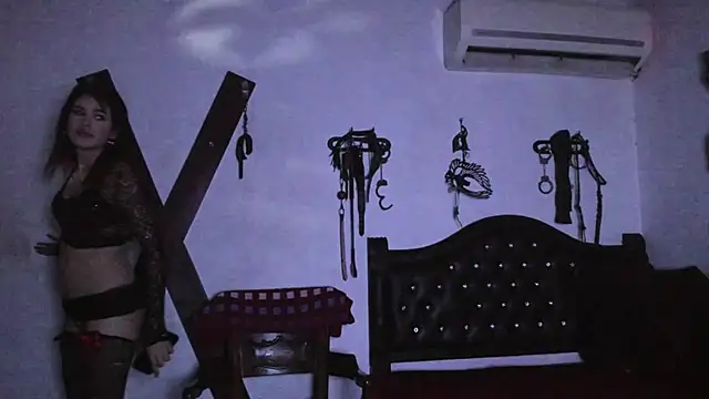 دردشة MartinaXBob الجنسية المباشرة