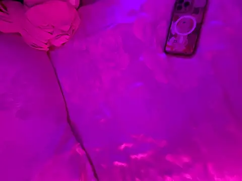 Onlypawzz 现场XXX聊天