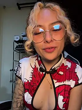 Chat +18 de Joyce-fire ao vivo