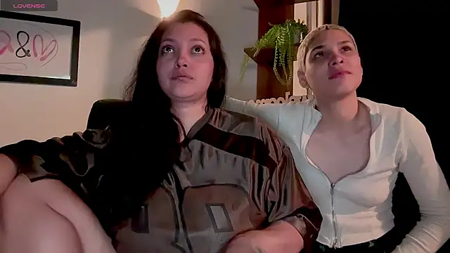 MarcellaGriffin élő XXX-chatje