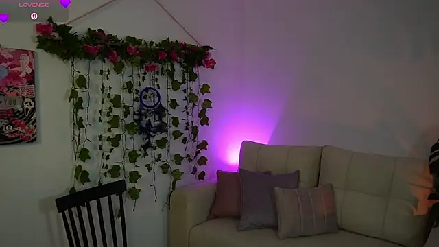 Nahoo__ Live XXX-Chat