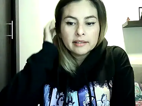 Valery__Rouse_'s Live XXX Chat