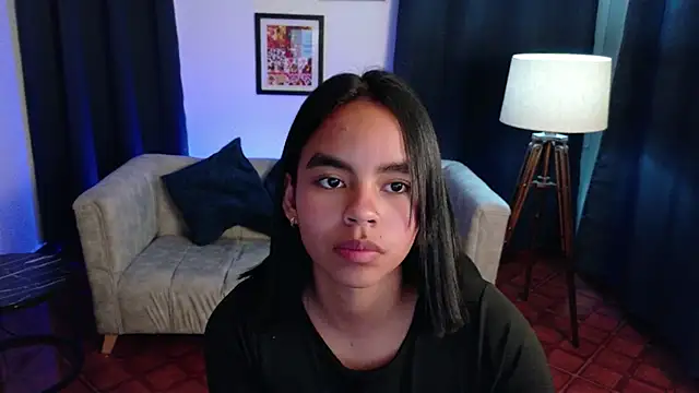 SofiaMante_ Chat XXX live