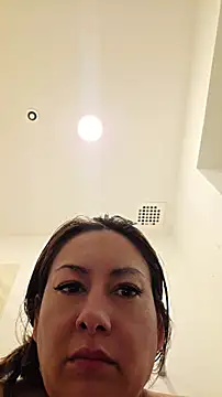 IAmScarlettLove: διαδικτυακό σόου στην κάμερα