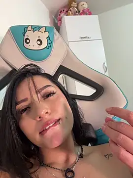 Melii_1's Live XXX Chat