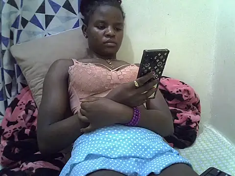 Simply_Naughty0 élő XXX-chatje