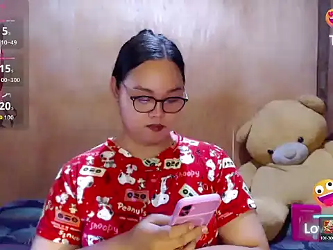 _Lylia Pertunjukan Webcam