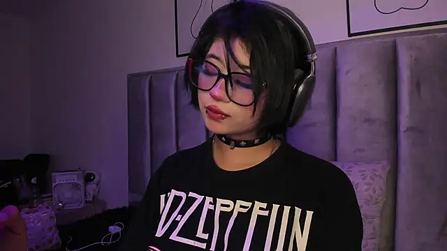 Chat XXX en directo de Kitty_Gang