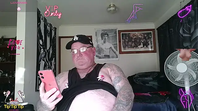 KINKYBLUEYES69 Webcam-Show