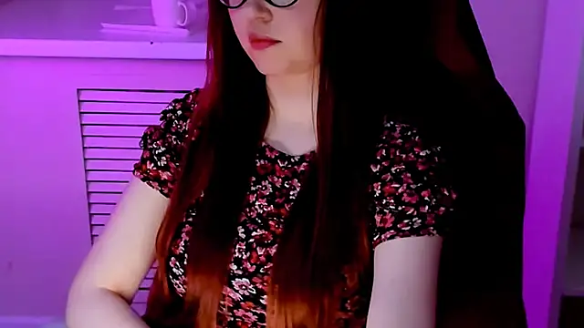 CarolGiggly Chat XXX live