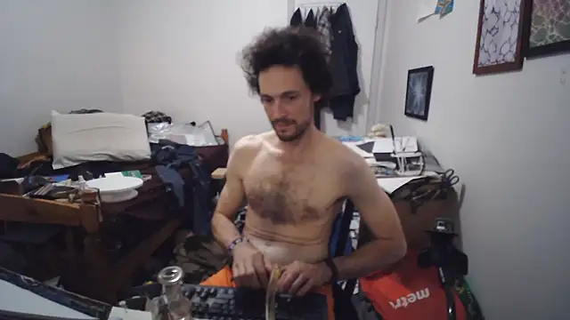 JohnnyMoves élő XXX-chatje