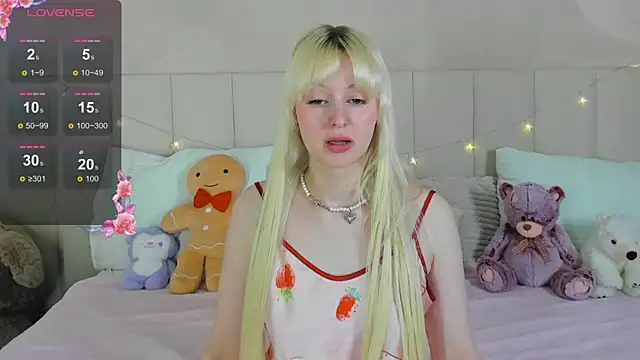 AdeleSilvy Chat XXX in diretta